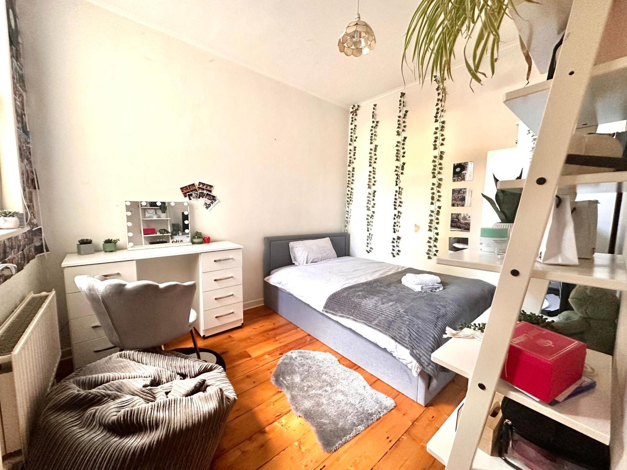 A Lovely Guest Room In West Λονδίνο Εξωτερικό φωτογραφία